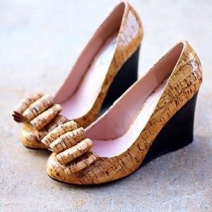 ISO JOYFOLIE WOMENS 6.5 or 7